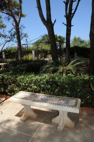 Casa Solaria Con Ampio Giardino Sul Mare