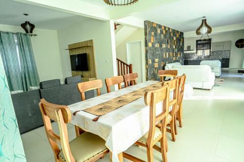 New Villa Geranium