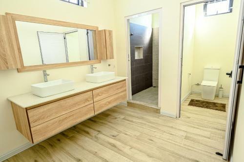 New Villa Geranium