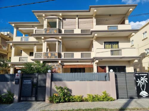 Hostal Residence La Colombe