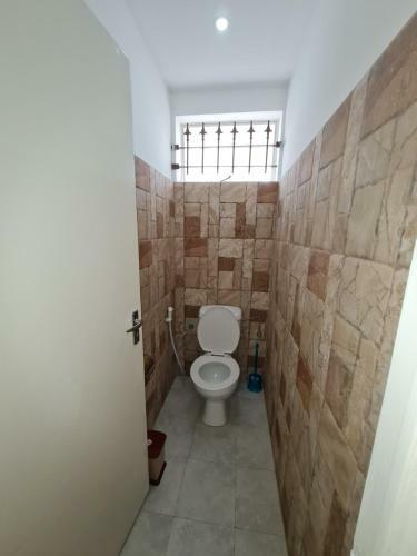 Sunny Bay Apartments