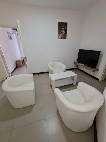 Sunny Bay Apartments