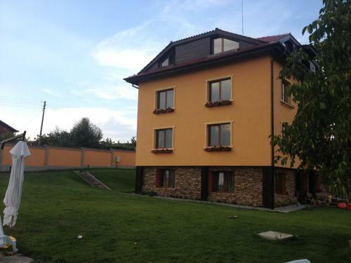 Hostal Villa Aya