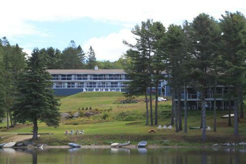 Posada Beach Cove Waterfront Inn