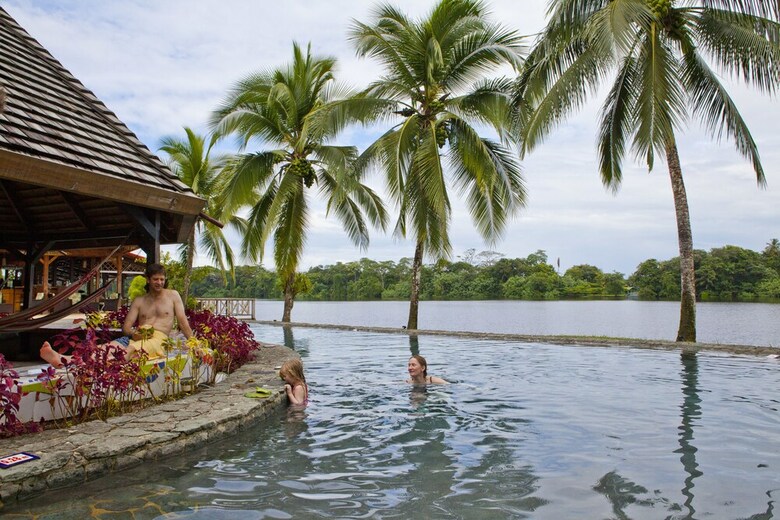 Tortuga Lodge & Gardens