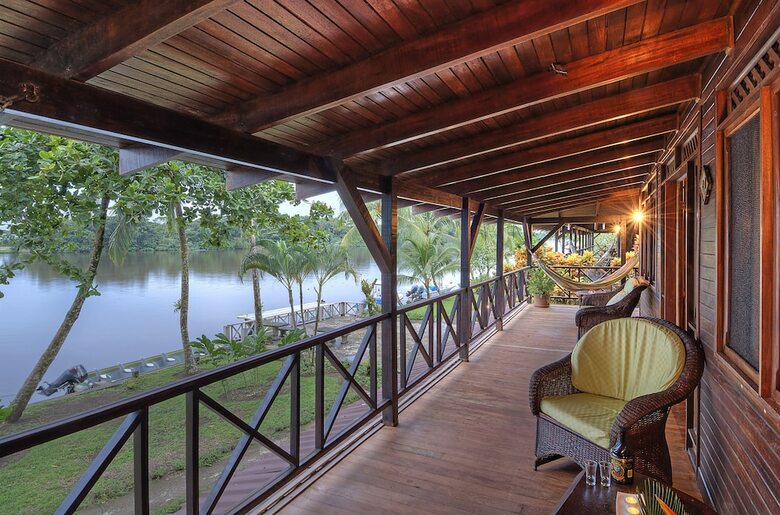 Tortuga Lodge & Gardens