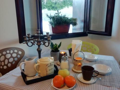Elison-on The Lake B&B