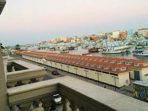 Omar Elkhaiam Hotel