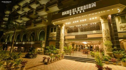 Omar Elkhaiam Hotel