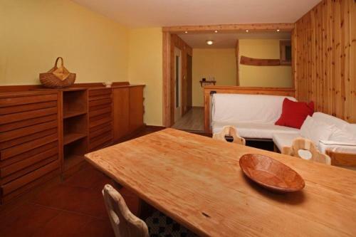 Besson Apartments And Ski Rental