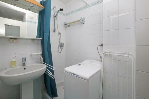 Besson Apartments And Ski Rental