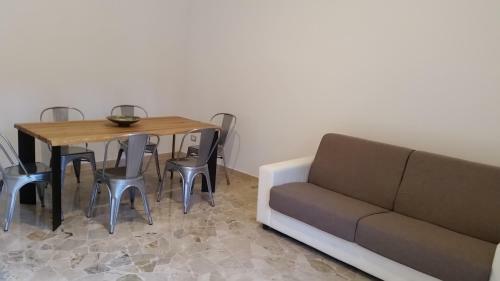 Leonardo Luxury Apartment