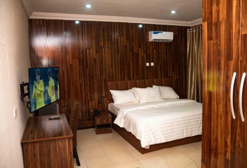 Hotel Enland Suites And Apartments