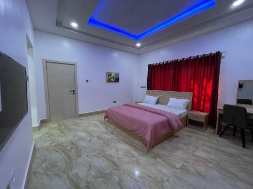 Apartamento 2 Bedroom Flat @utako+wifi+24hrs AC & Gen 70k/nit