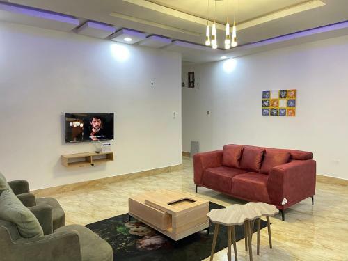 Apartamento 2 Bedroom Flat @utako+wifi+24hrs AC & Gen 70k/nit