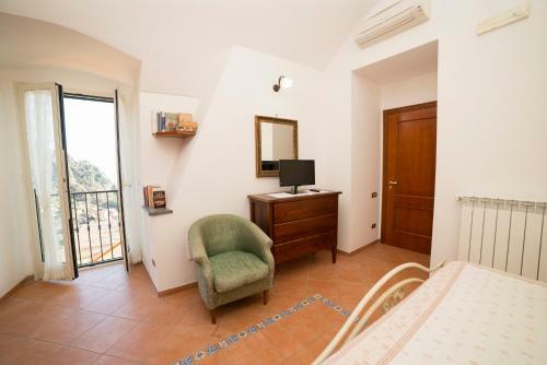 Ferriere Apartment