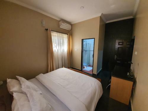 Apo-dutse Villa - 24h Electricty, Water, Wifi And Security