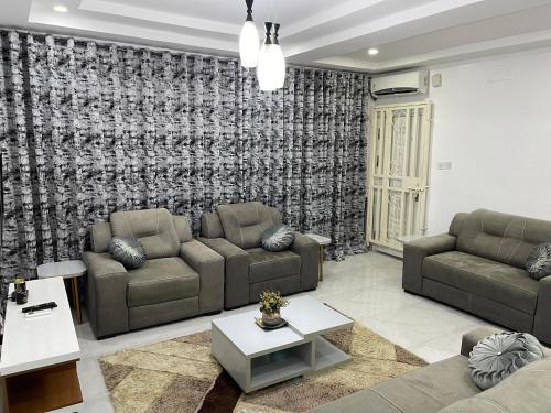 Family 2bed Apartment- Wuse 2