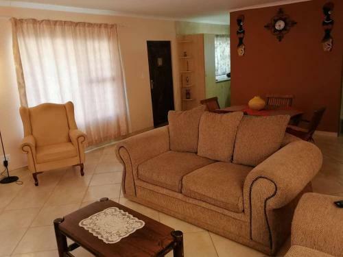 Jjp Self Catering - Three Bedroom House
