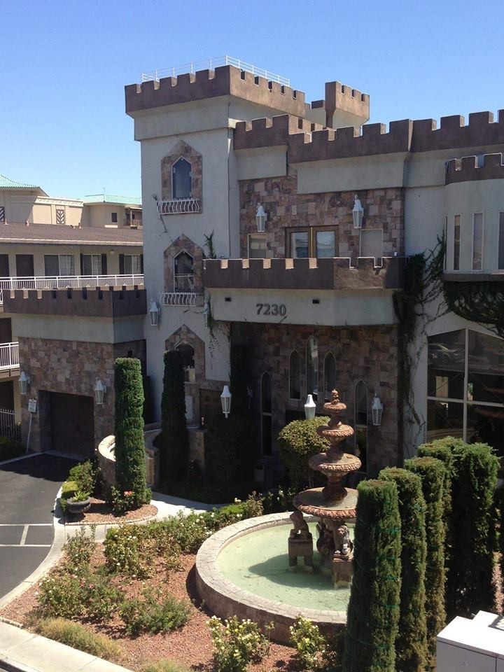 Aparthotel Manor Suites