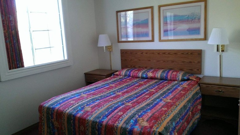 Aparthotel Manor Suites