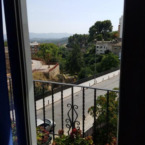 Hotel Condes De Bu�ol