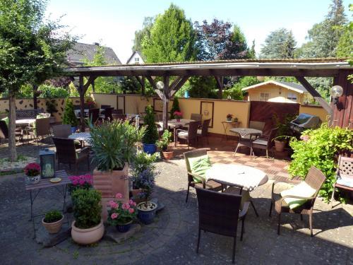 Hotel & Weinhaus Zum Schwarzen B�ren