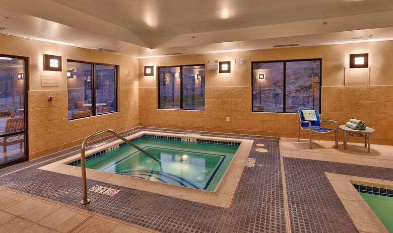 Hotel Towneplace By Marriott Suites Elko