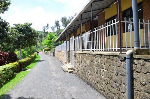 Hostal Maison St Benoit Kigufi