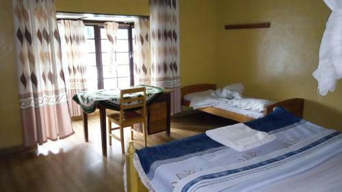 Hostal Maison St Benoit Kigufi