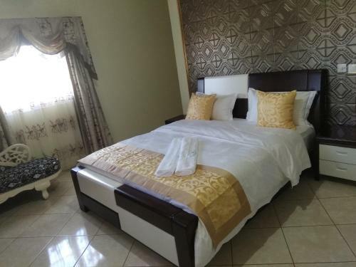 Hotel Golden House