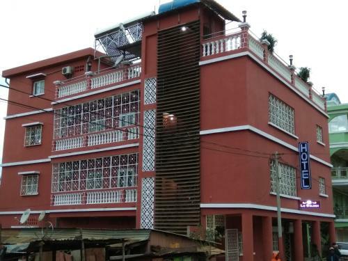 Hotel Golden House