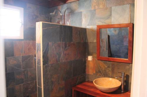 Villa Les Cases Pr�s Du Lac