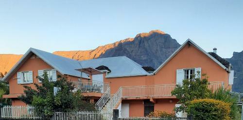 Bed & Breakfast G�te Les Cimes Caloupilon