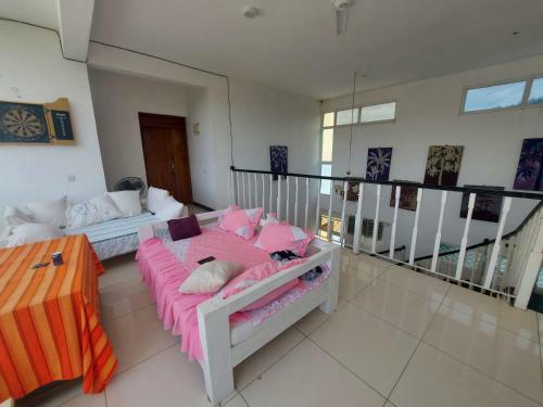 Villa Butterfly House