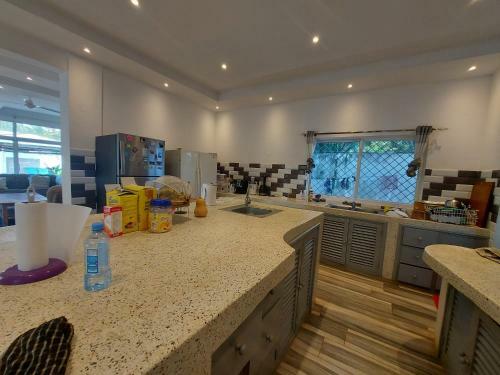 Villa Butterfly House
