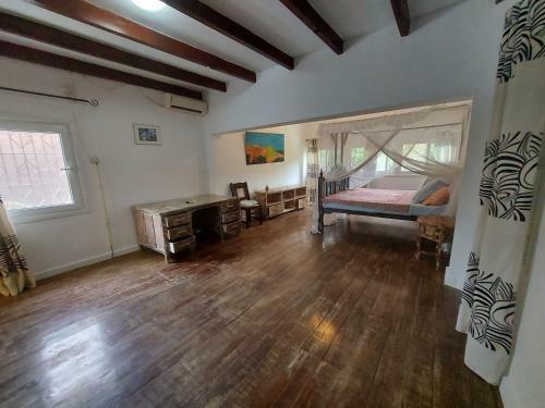 Villa Leopard House