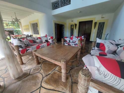 Villa Leopard House