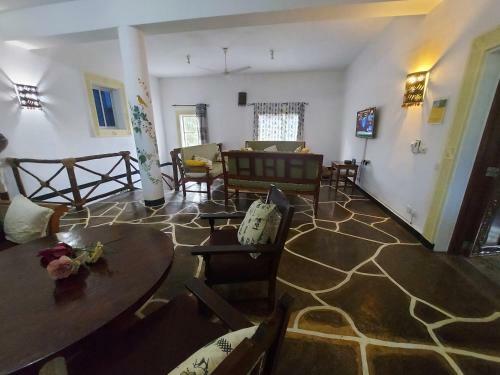 Villa Leopard House
