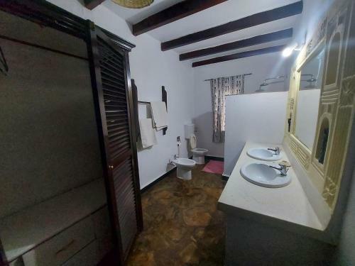 Villa Leopard House