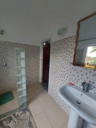 Villa Leopard House