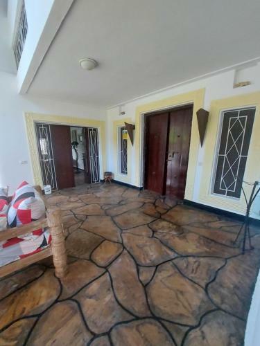 Villa Leopard House