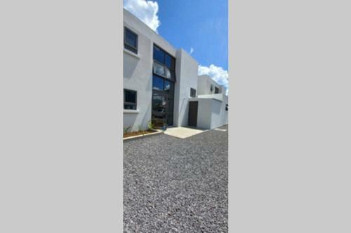 Bois Mapou Self Catering Apartments Unit 101