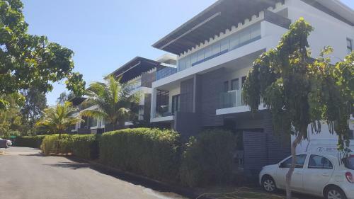 Apartamento Latitude Sea Front Luxury Complex