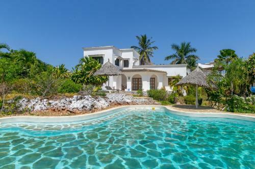 Villa Pearls And Corals Resort