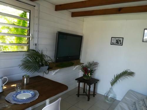 Bungalow Avec Piscine