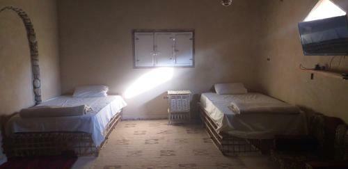 Bed & Breakfast Tazol House