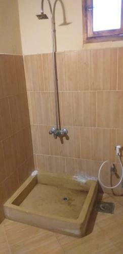 Bed & Breakfast Tazol House