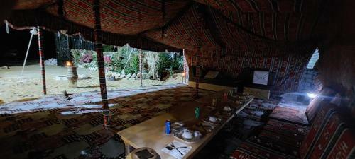 Bed & Breakfast Tazol House