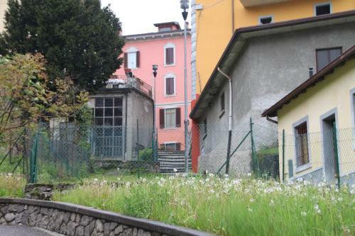 Apartamento Comodo Alloggio A Serina